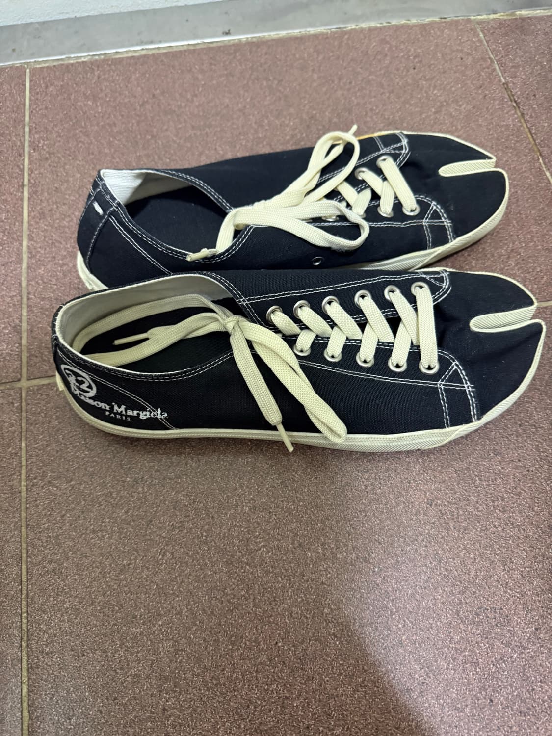 마르지엘라 타비 스니커즈 42.5 시이즈 상품이미지2