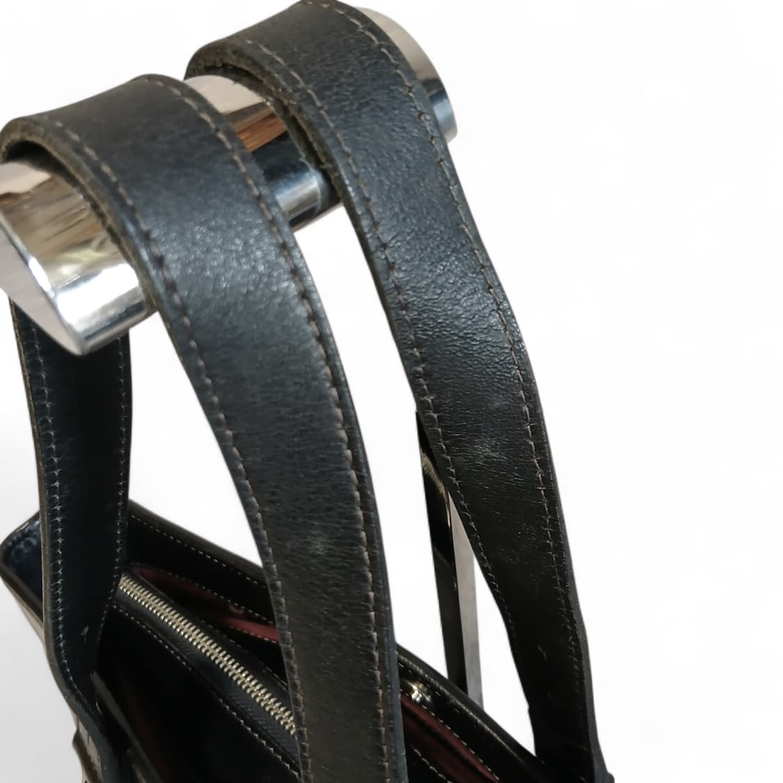 장폴고티에 버클 빈티지 가공 레더 토트백 상품이미지5