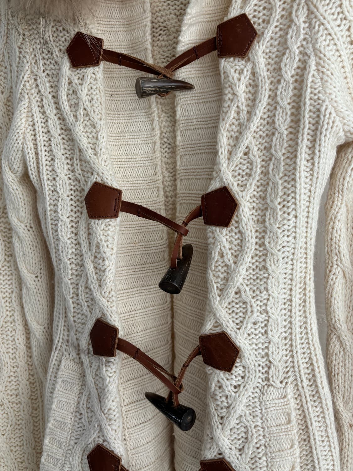 Burberry 버버리 퍼 트리밍 니트 더플 가디건 상품이미지6