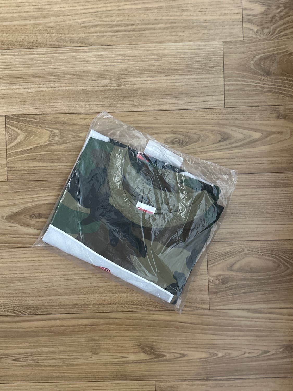 [L] 슈프림 플레이보이 카티 티셔츠 우드랜드 카모 - 25FW 상품이미지2