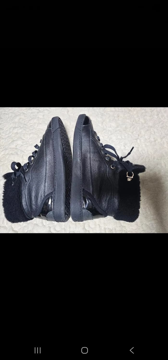 명품 페레가모 겨울용 여성 퍼 스니커즈 230 상품이미지4