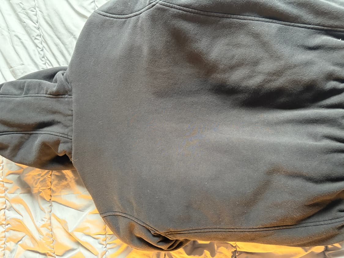 무스너클 버니스웨터 판매합니다. 상품이미지4