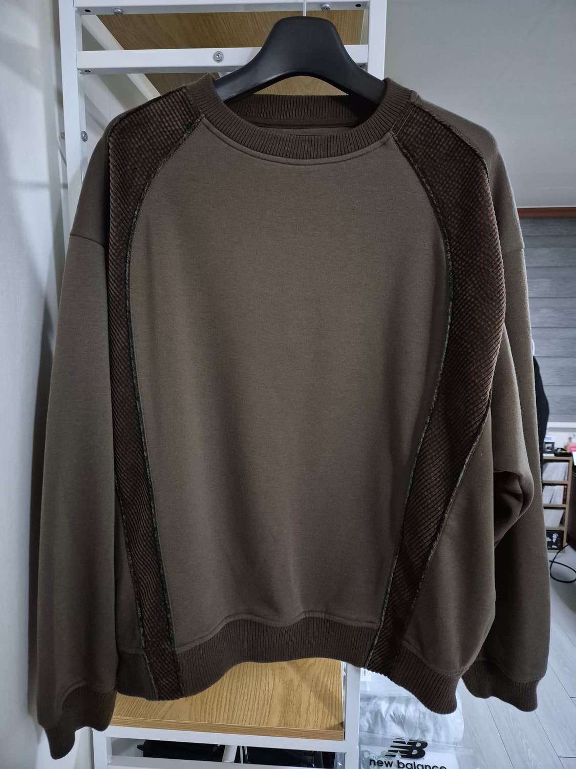 시스템옴므 맨투맨 105 브라운 상품이미지1