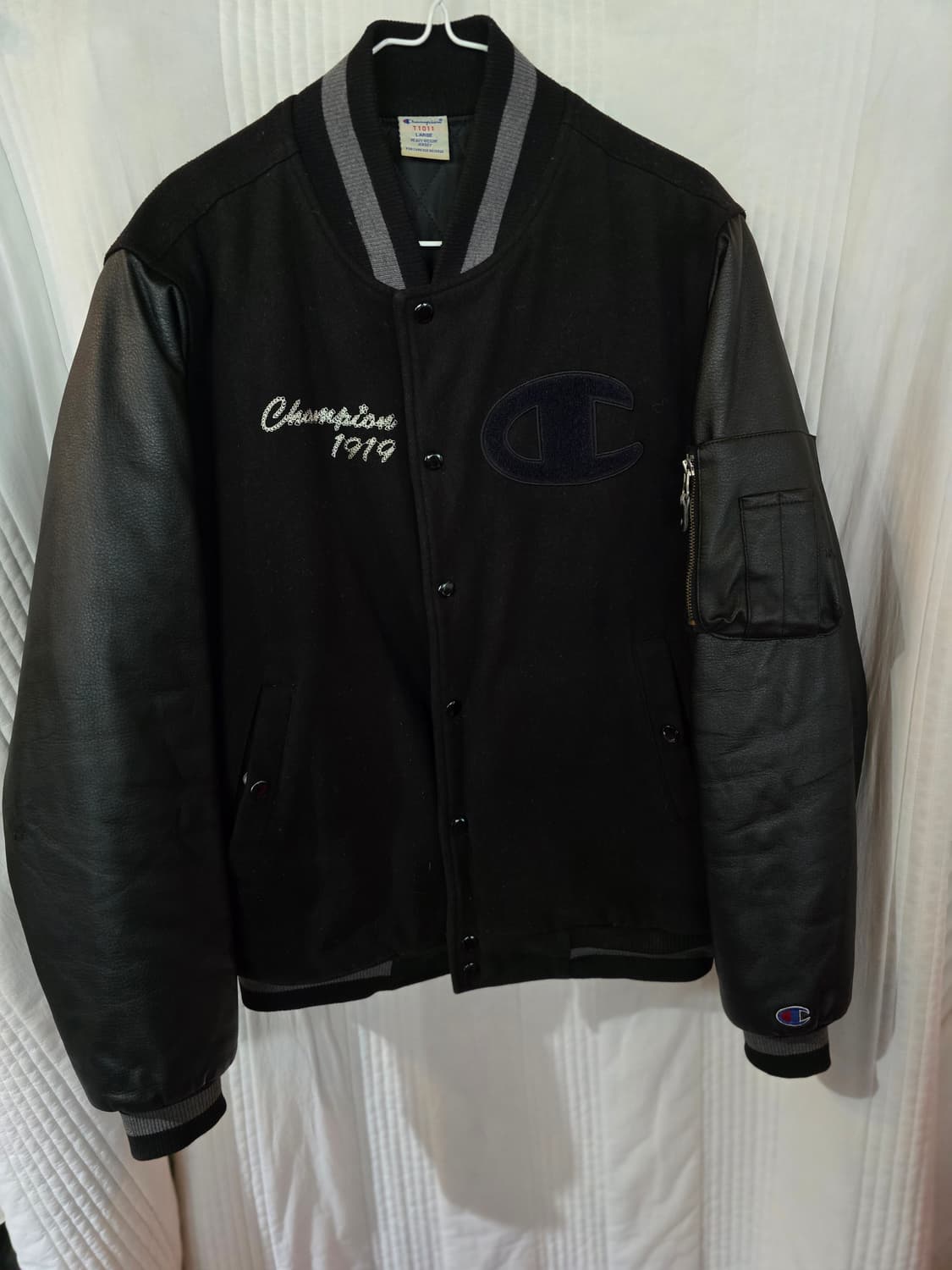 챔피온 블랙 레더 배색 스타디움 자켓 상품이미지2