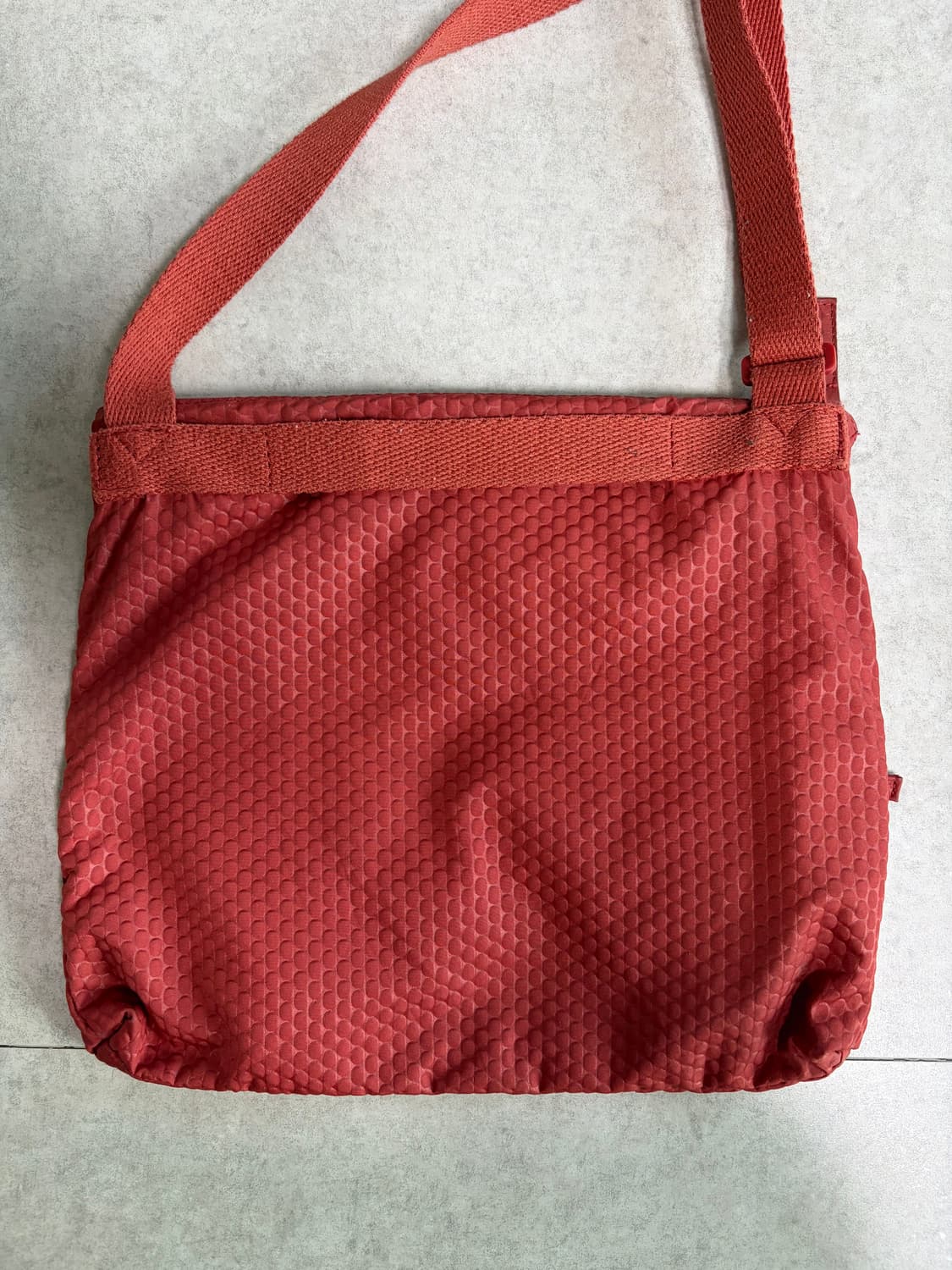 만다리나덕 크로스백 상품이미지2