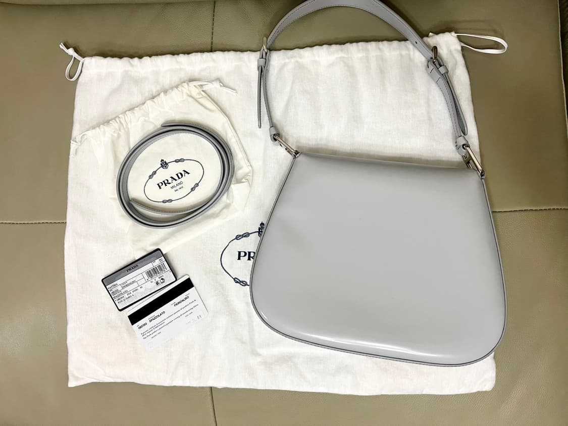 프라다 클레오 브러쉬드 미듐 숄더백 상품이미지4