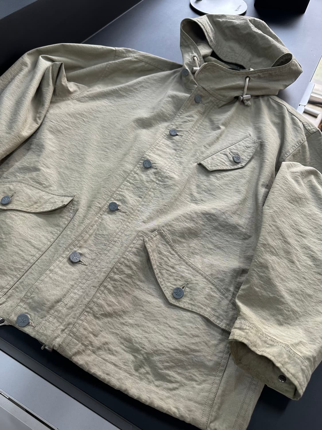 캘빈클라인 라이트카키 윈드브레이커 후드자켓  상품이미지4