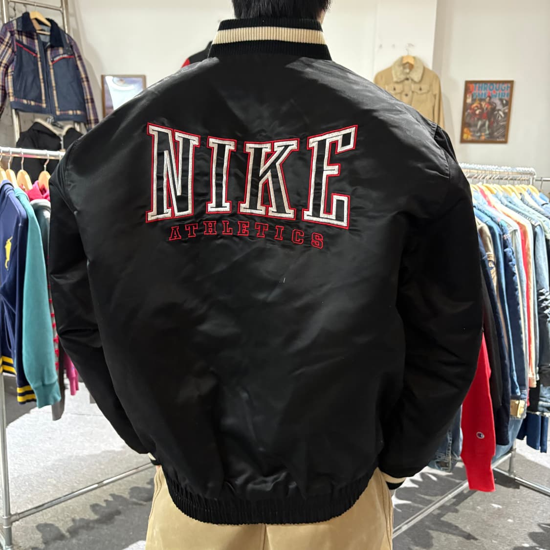 나이키 00s 올드스쿨 바시티 봄버자켓 상품이미지1