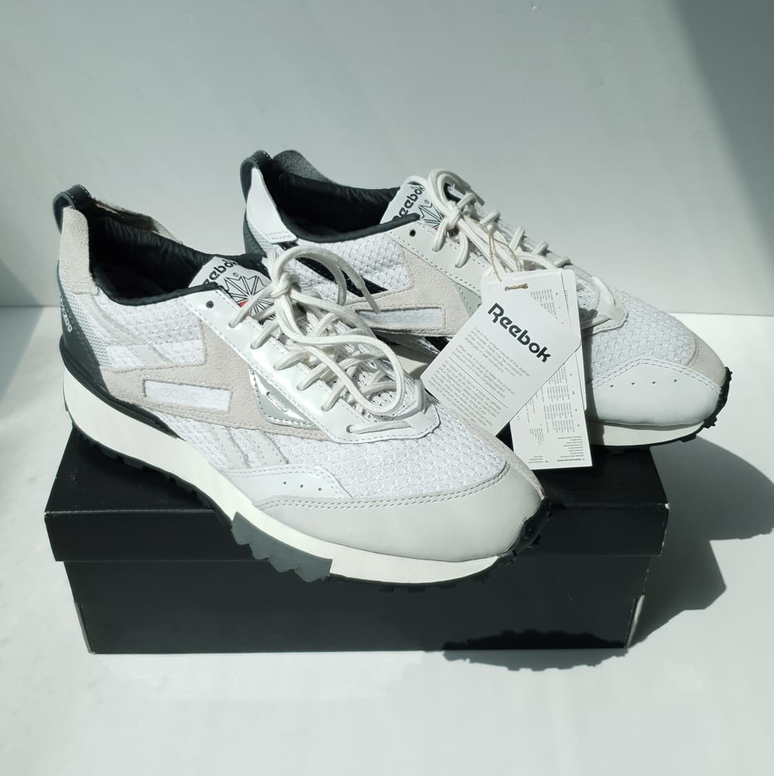 ENGINEERED GARMENTS x REEBOK
LX2200
 상품이미지8
