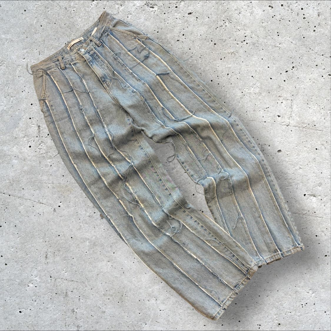 [S] 마뗑킴 커팅 루즈 빈티지 워싱 스트라이프 데님 팬츠 C680 상품이미지1