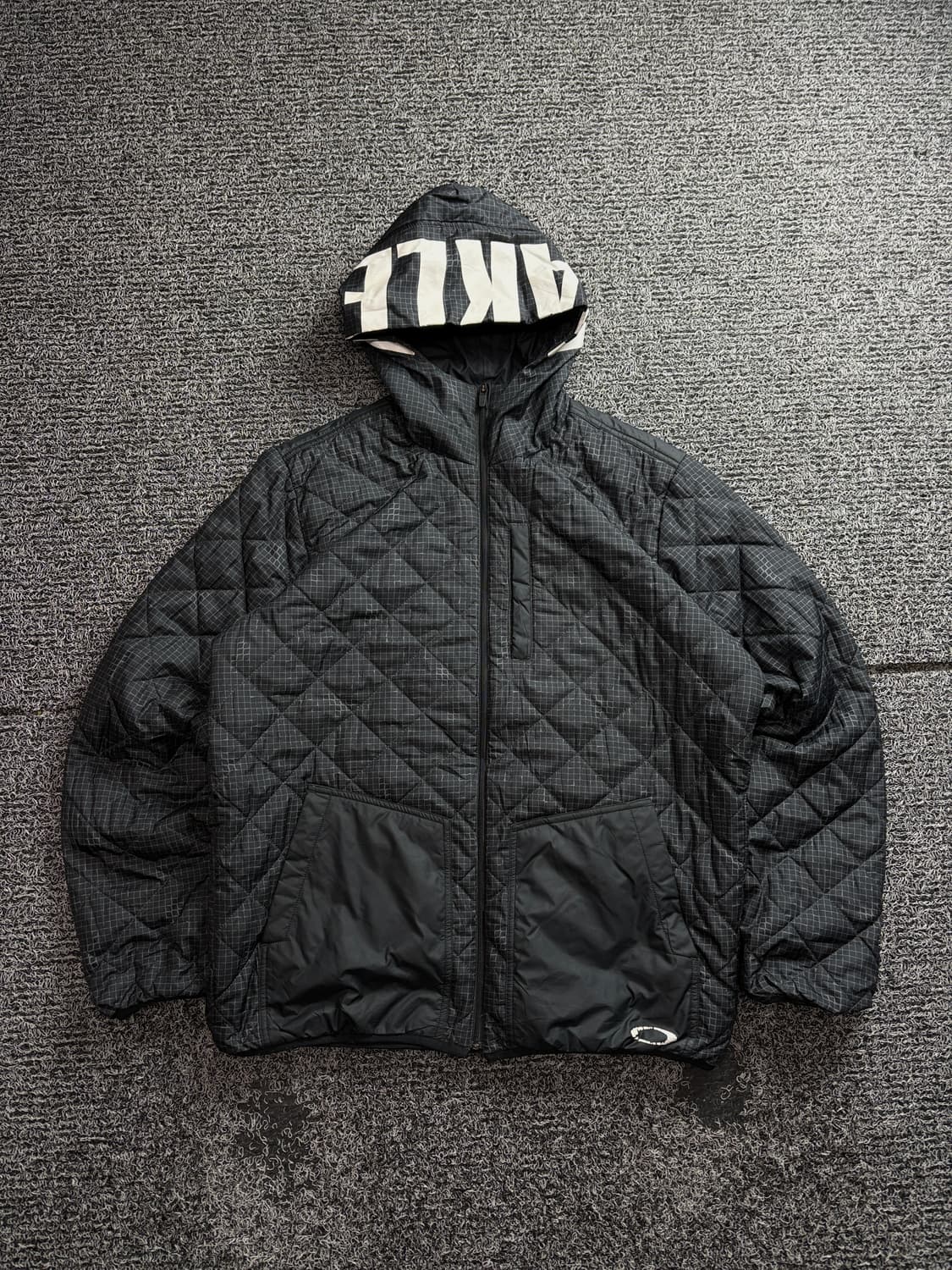 오클리 킐팅 포인트 나일론 경량 패딩 2996 상품이미지2