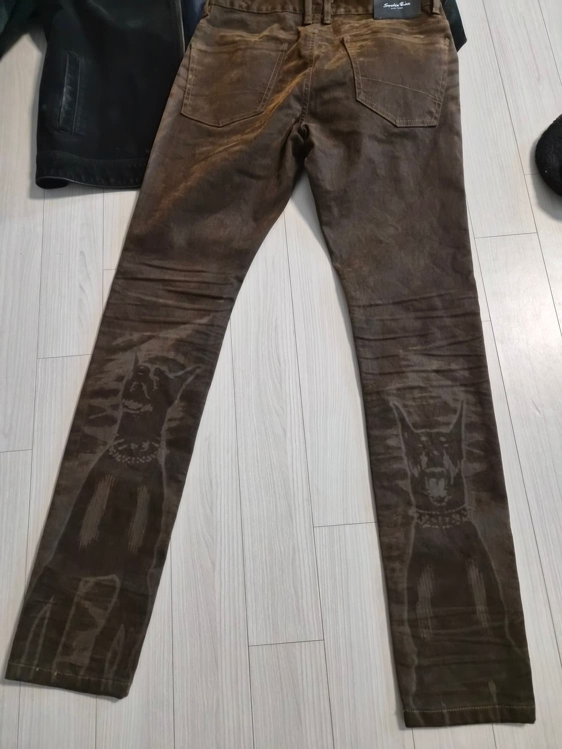 새상품 스모크라이즈(Smoke Rise) 도베르만 그래픽 코팅 팬츠 상품이미지6