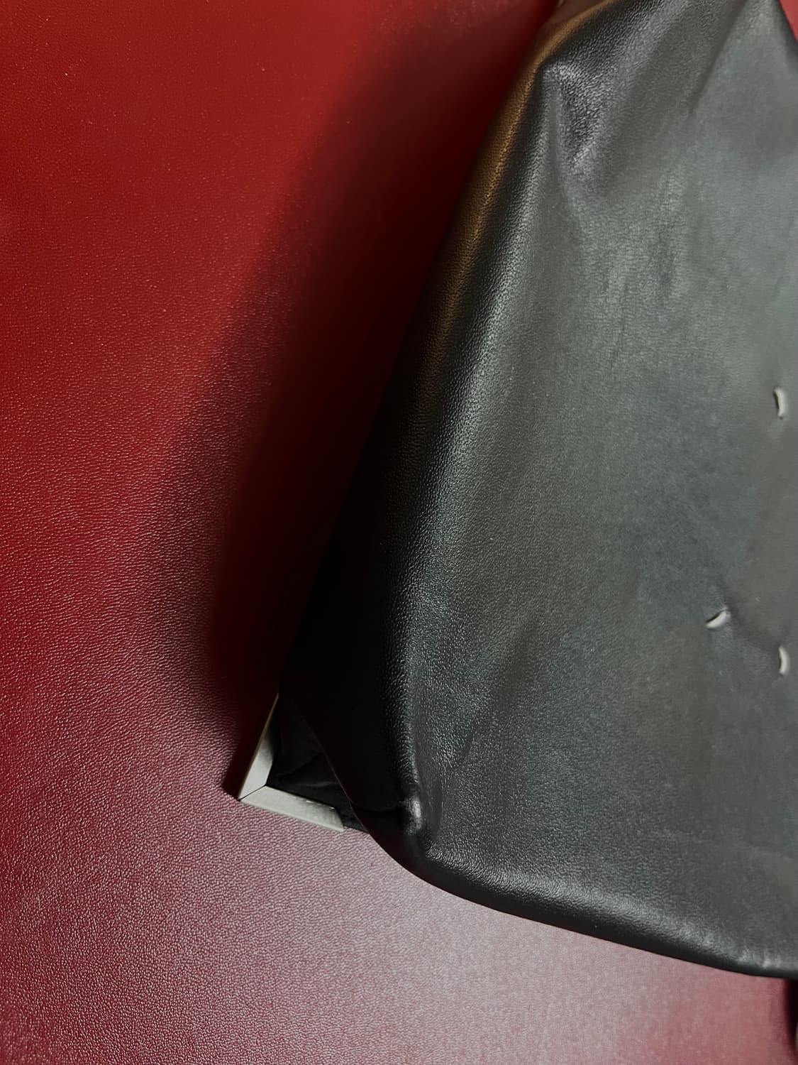 마르지엘라 레더 클러치 숄더백(블랙) 상품이미지8