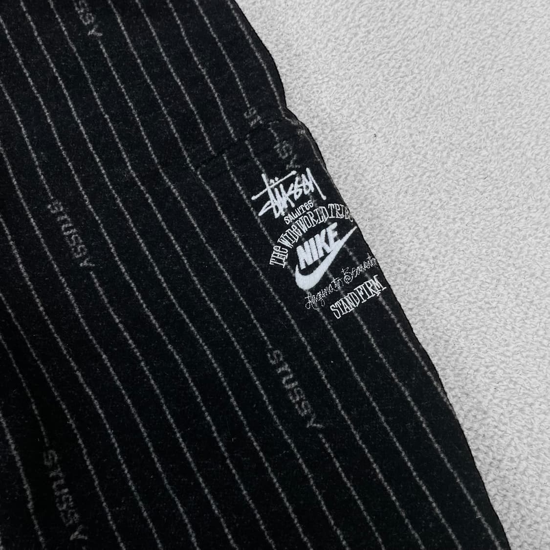스투시 Stussy x 나이키 스트라이프 울 팬츠 상품이미지3