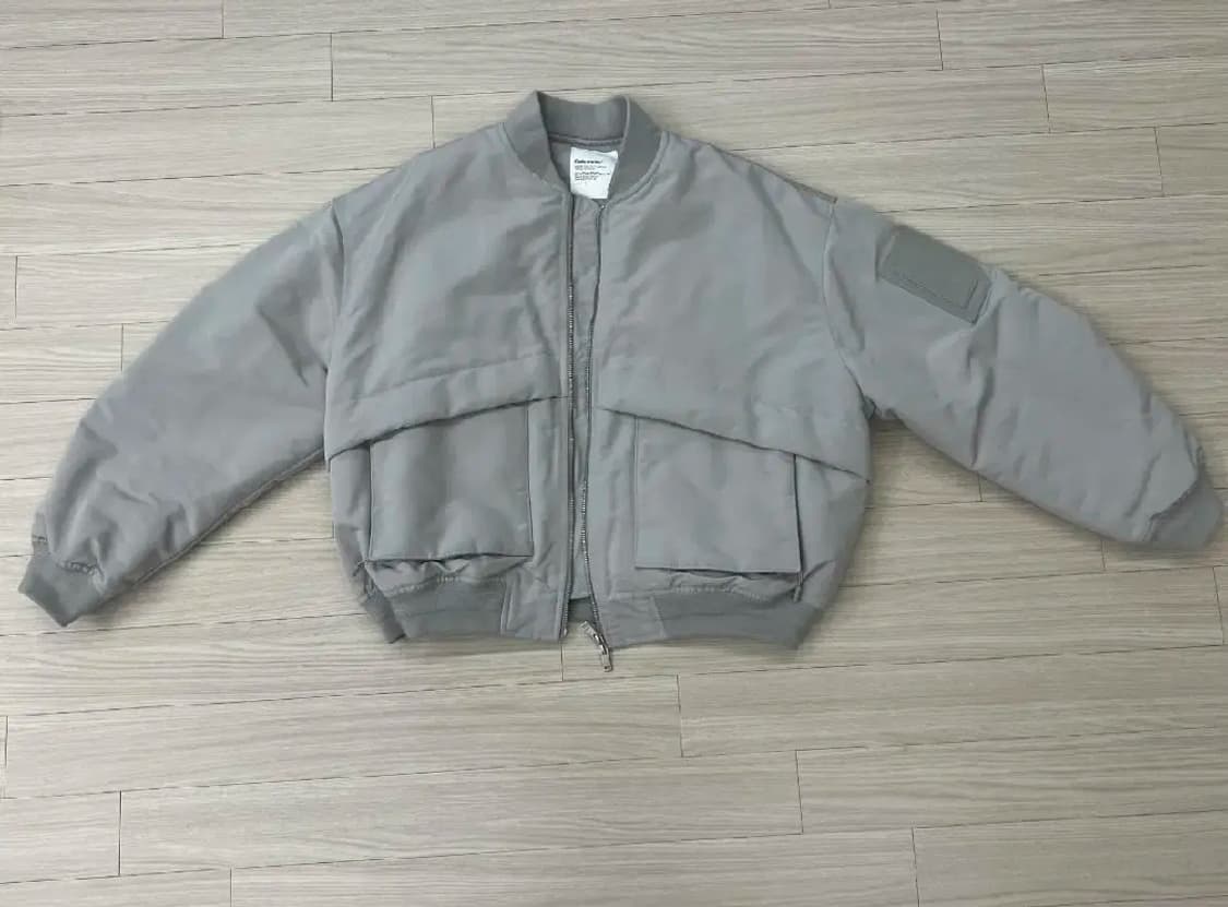 (새상품 코드그라피 2-way 유틸리티 MA-1 점퍼 상품이미지1