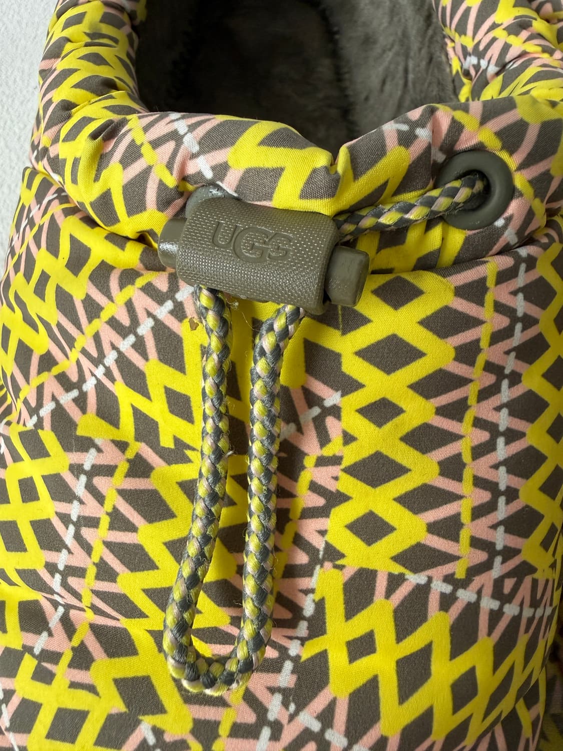 [240]어그(UGG) 다운 패딩 슈즈 상품이미지7