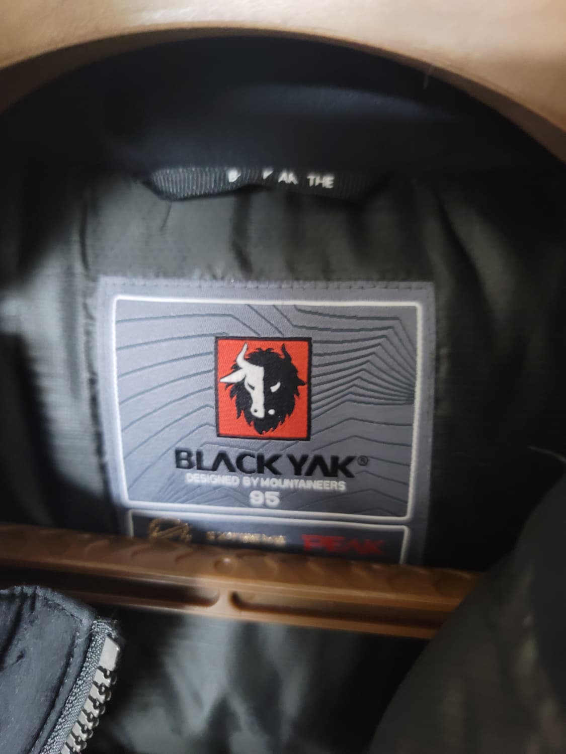 블랙야크 히말라야 대장패딩 95사이즈 상태굿

 상품이미지6