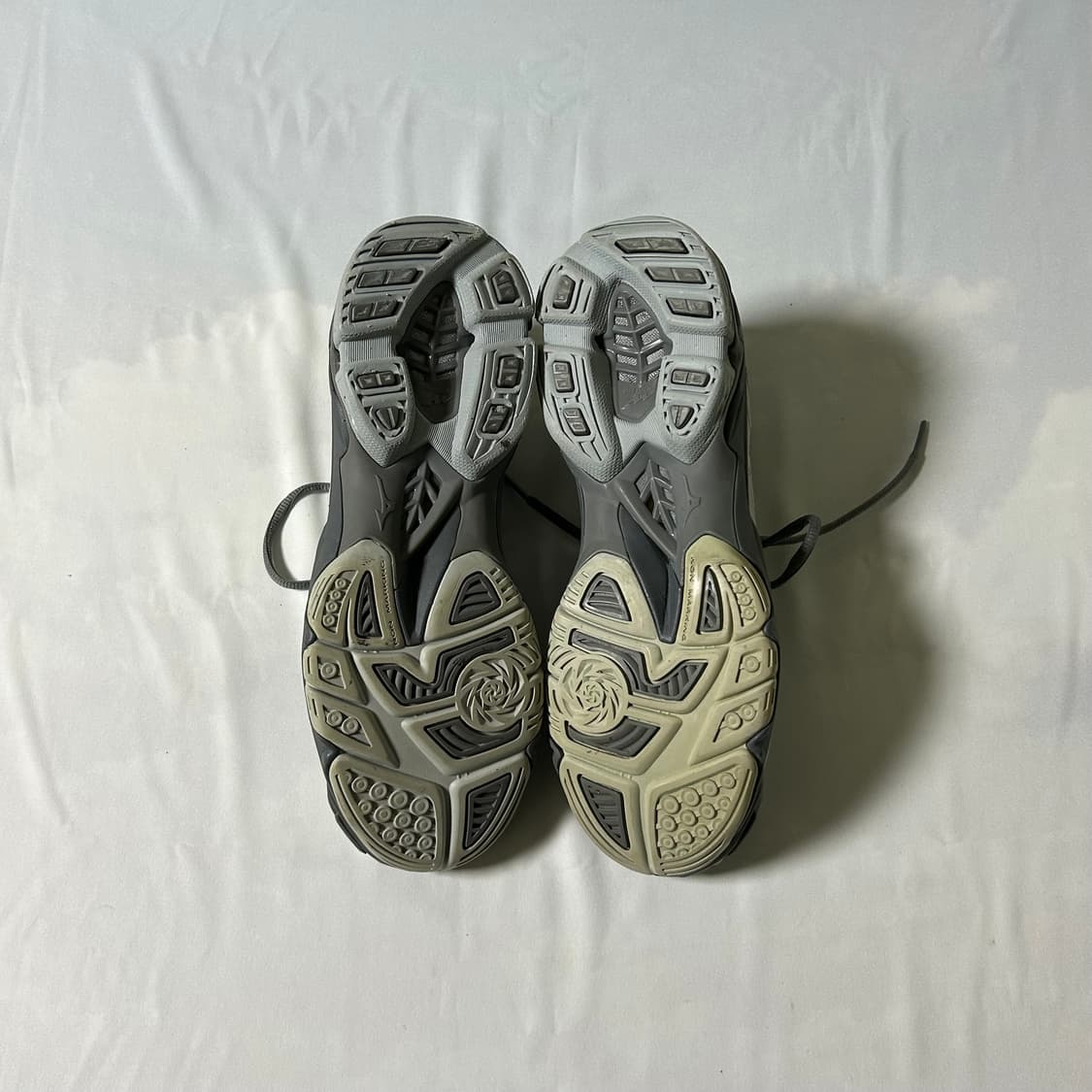 Mizuno wave lightning z4 grey 상품이미지5
