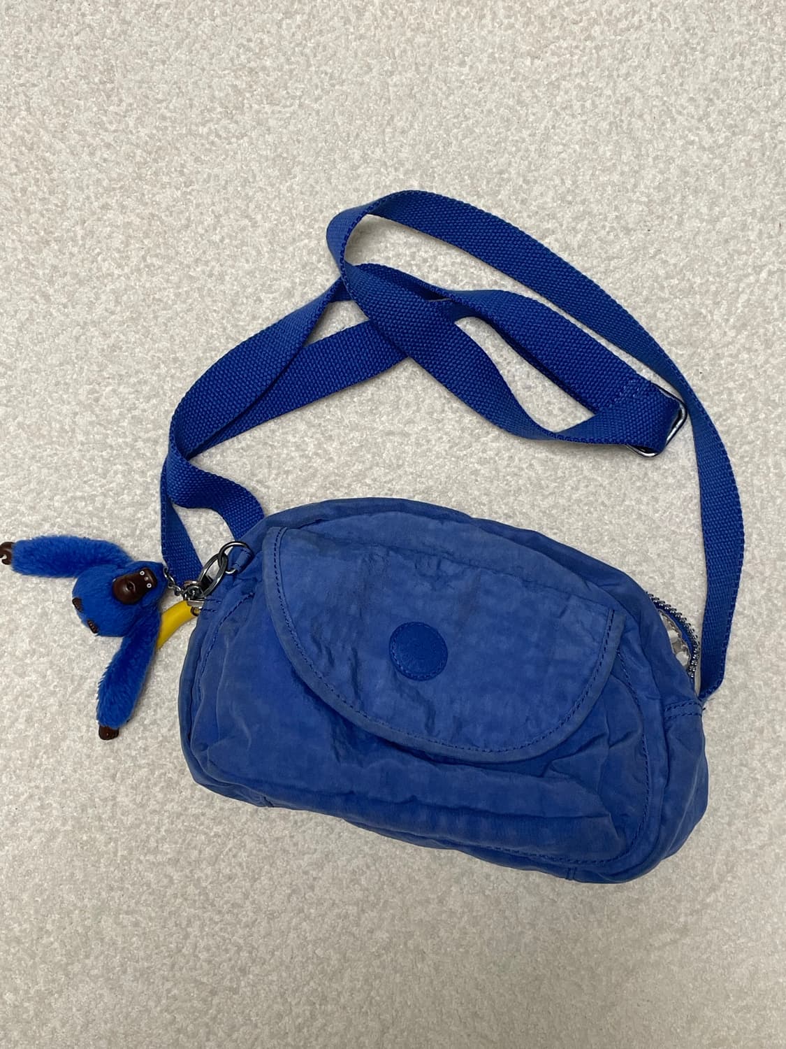 📍키플링 블루 크로스백 상품이미지1