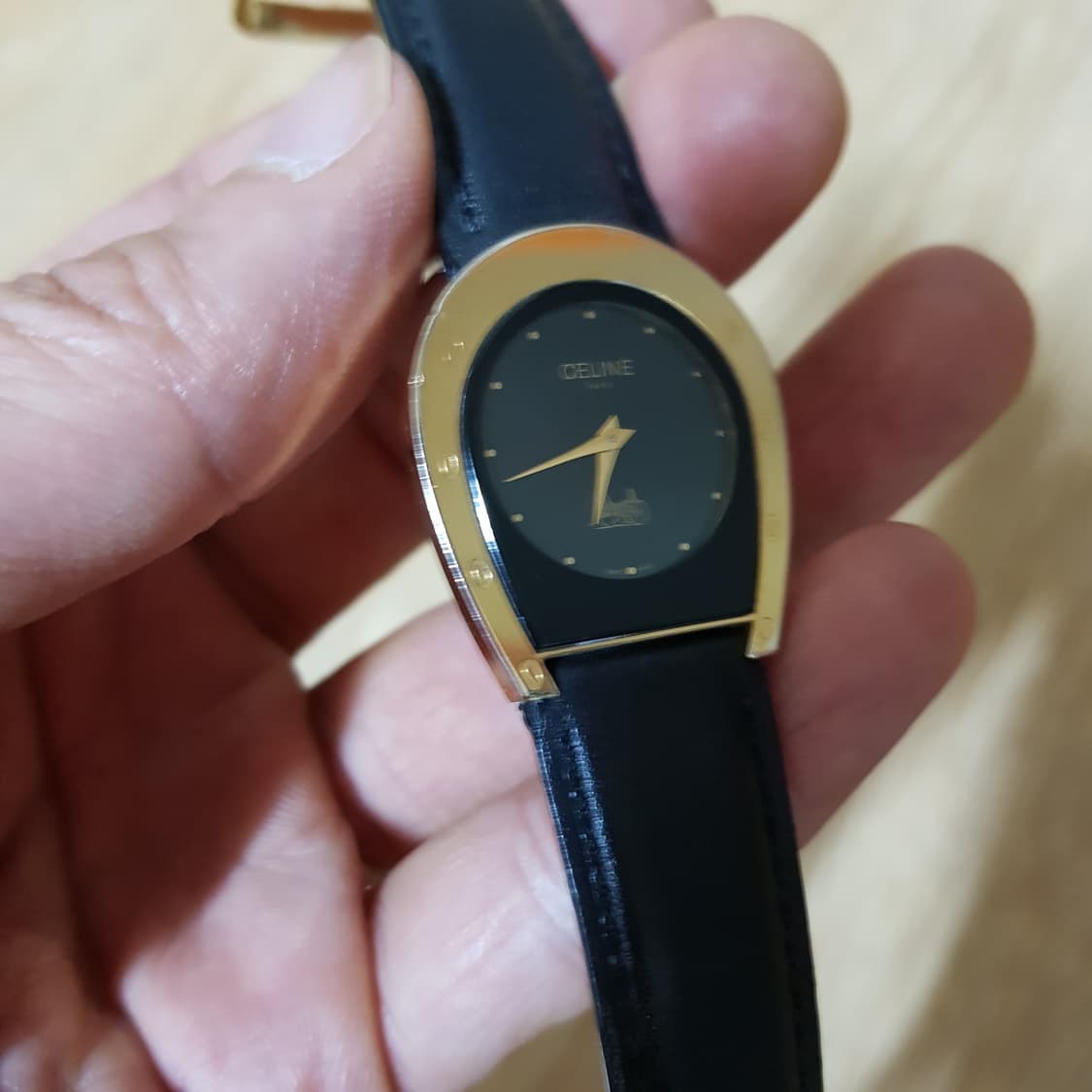 셀린느 말굽시계 판매합니다 상품이미지4