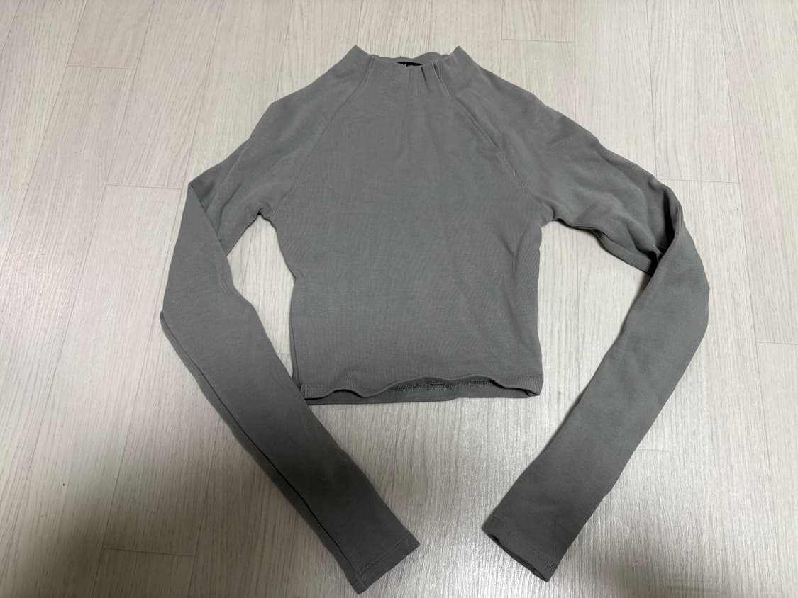 자라 크롭 세미목폴라 상품이미지1