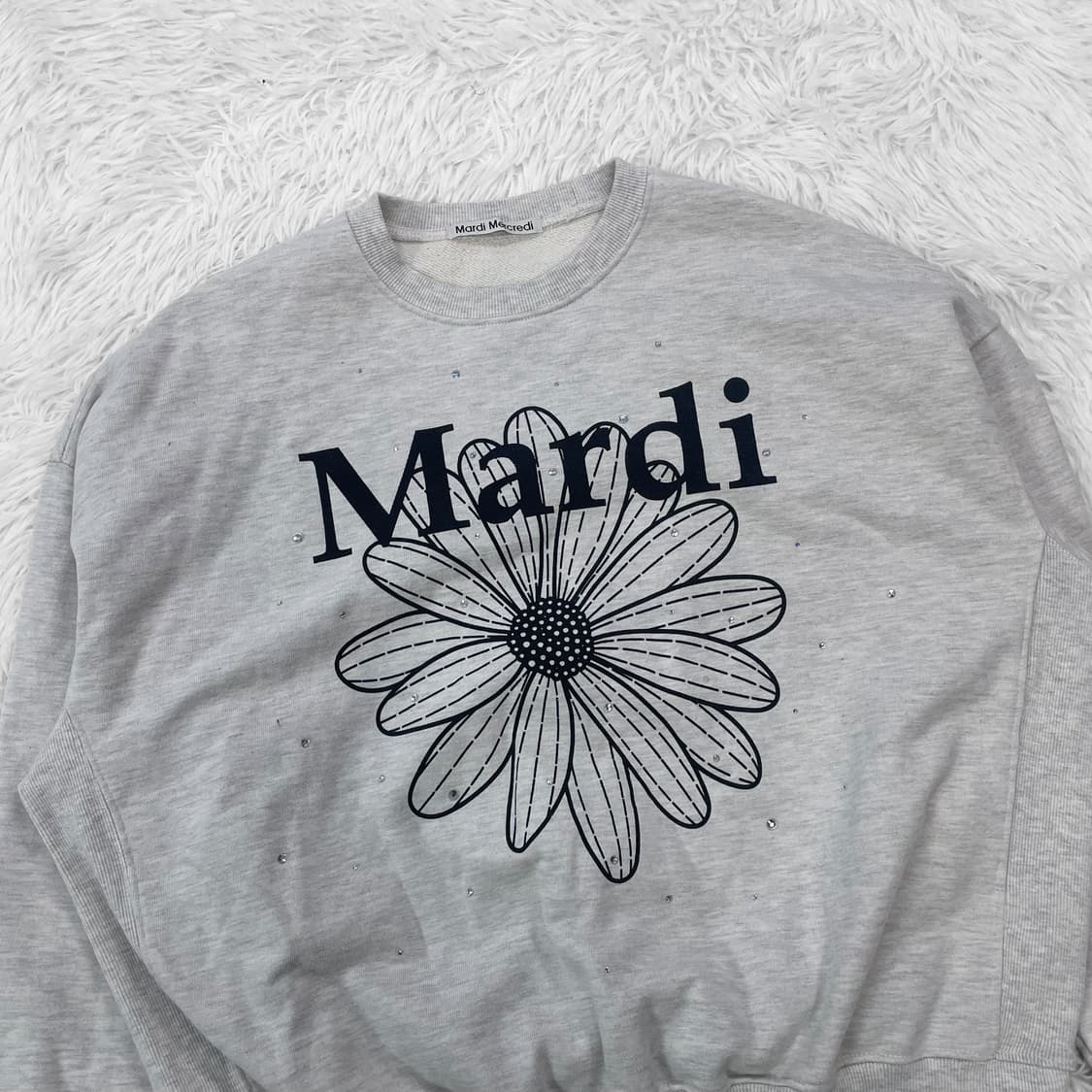 마르디메크르디 큐빅 플라워 맨투맨 상품이미지3