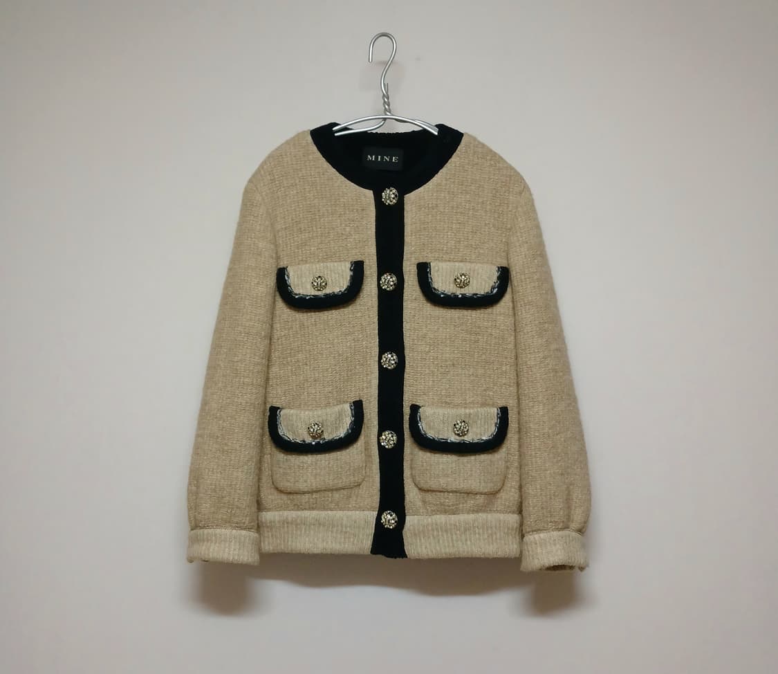 마인 MINE 이탈리아 낙타모 큐빅버튼 도톰 가디건 상품이미지1