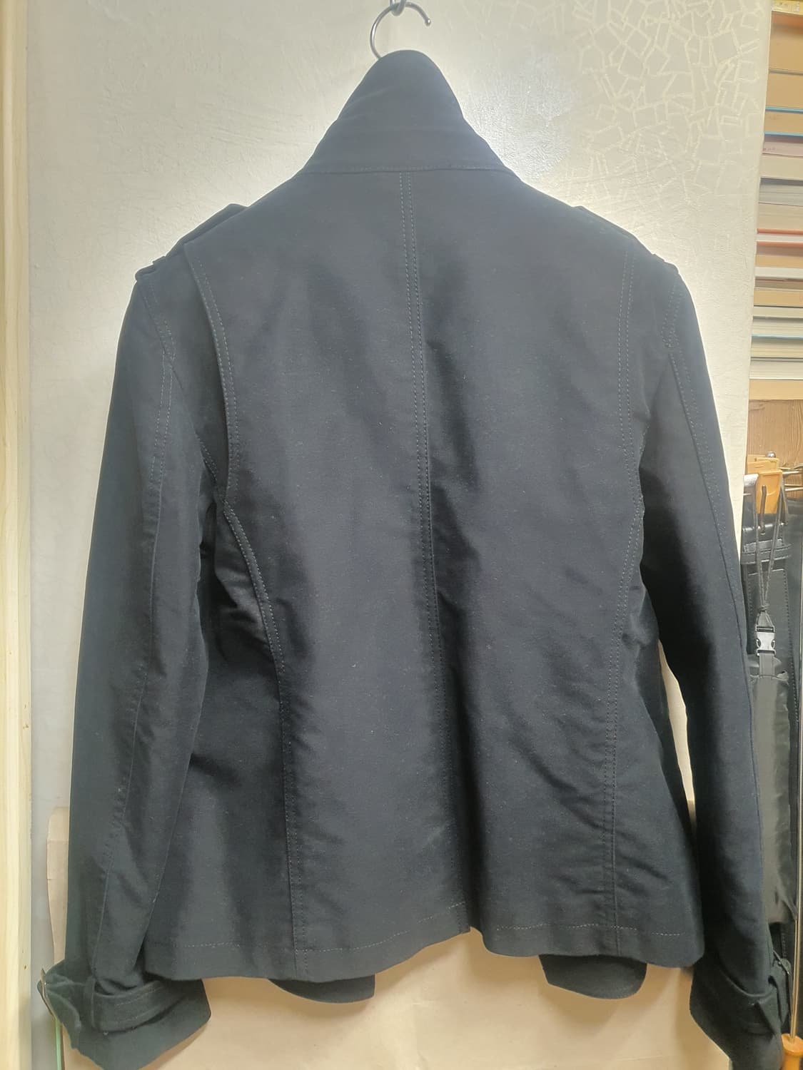 HARE 하레 벨벳 크롭 자켓  상품이미지2