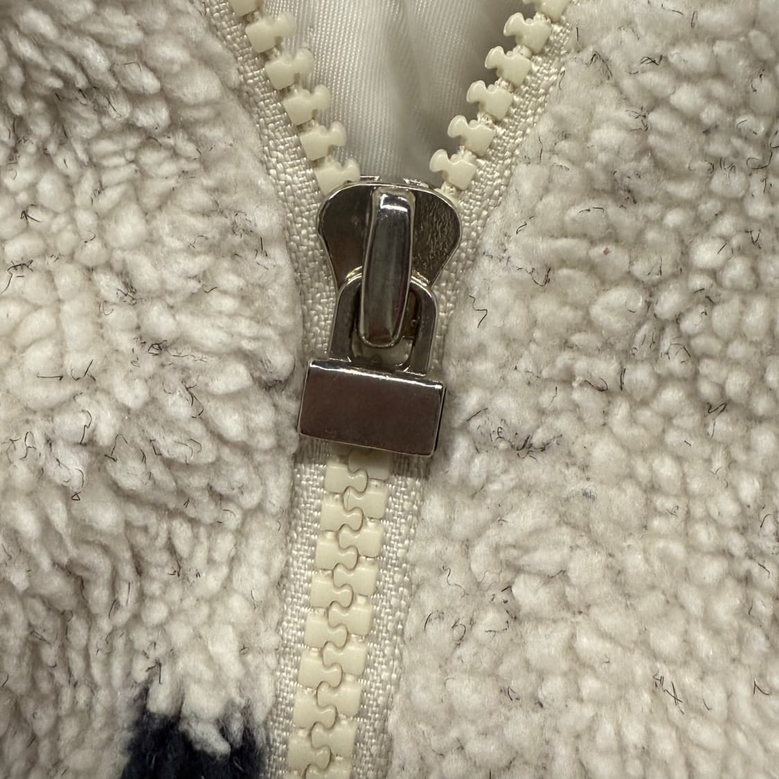 엠엘비 오레오 흰검 후리스 후드집업 상품이미지5