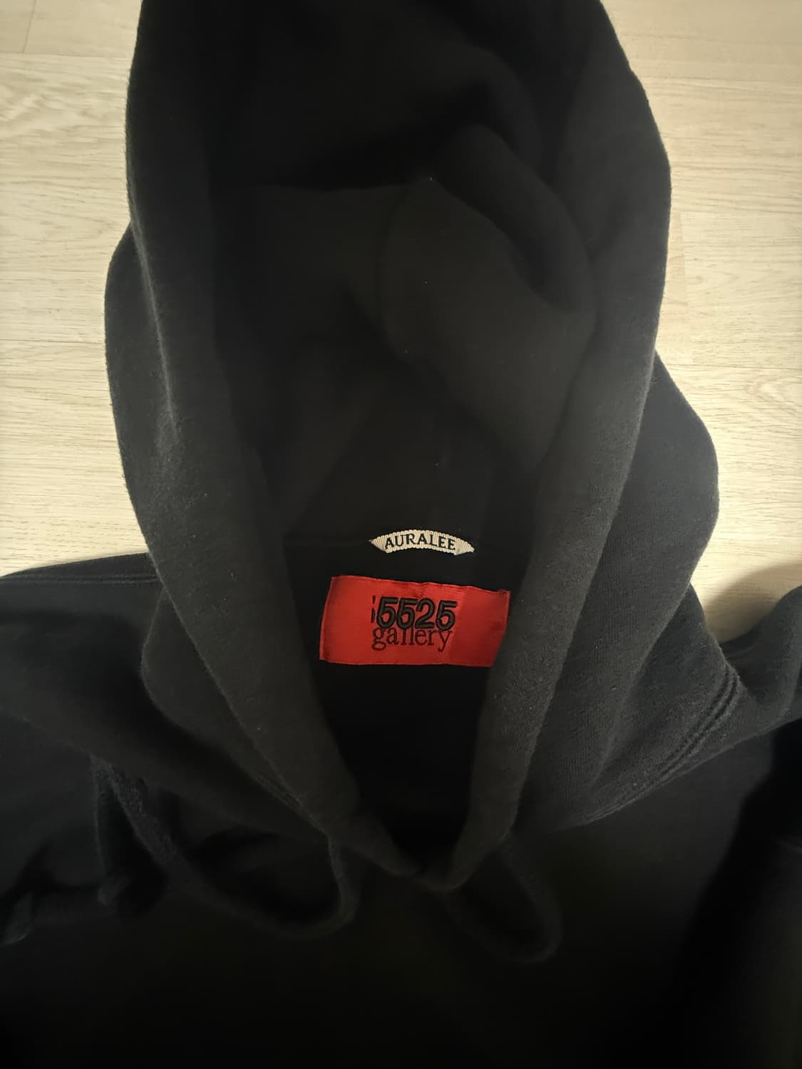 auralee x 5525gallery 오라리 블랙 후드 팝니다  상품이미지3