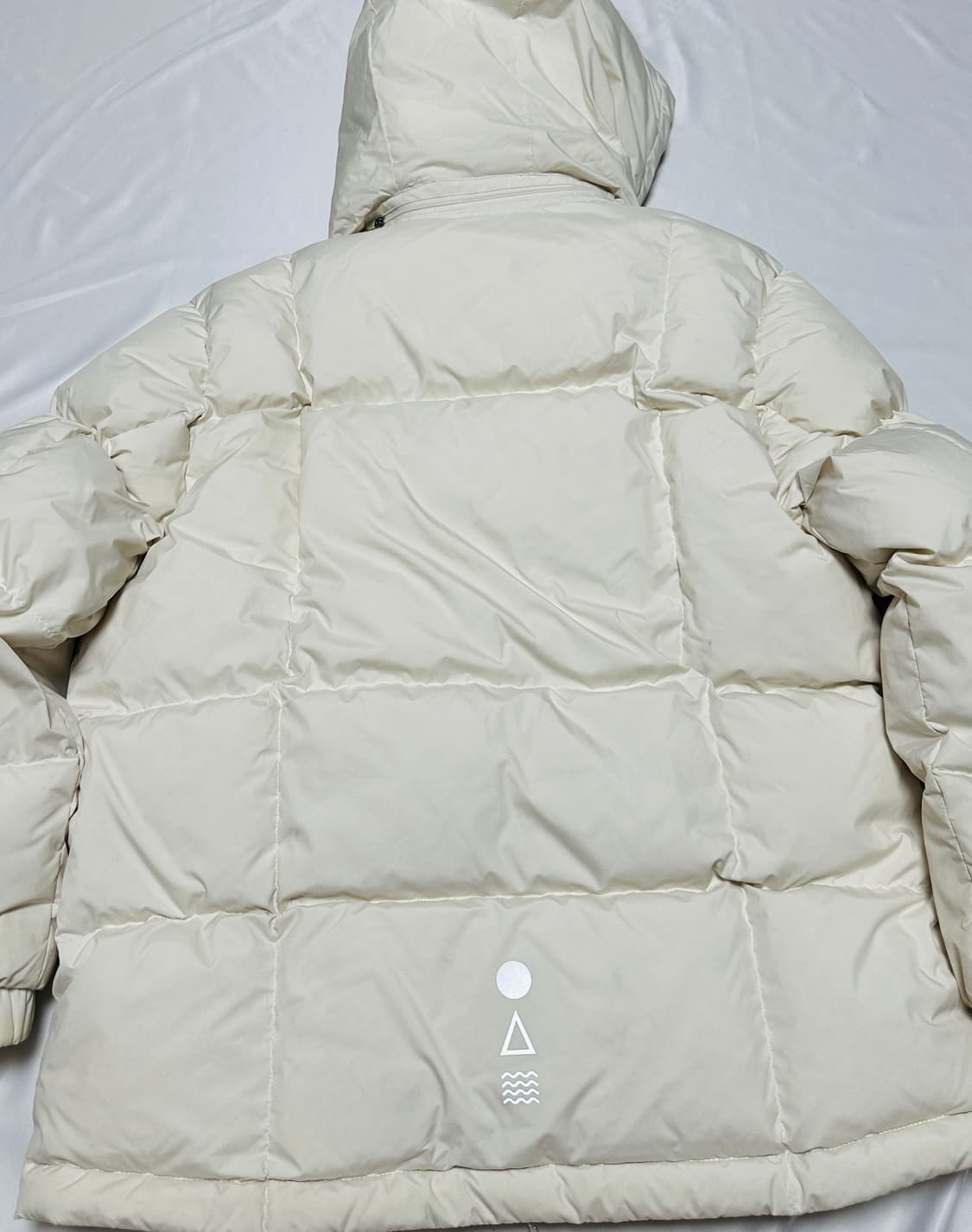 뉴발란스 NBNPA43013-IV 아이보리 패딩 구스다운 상품이미지7