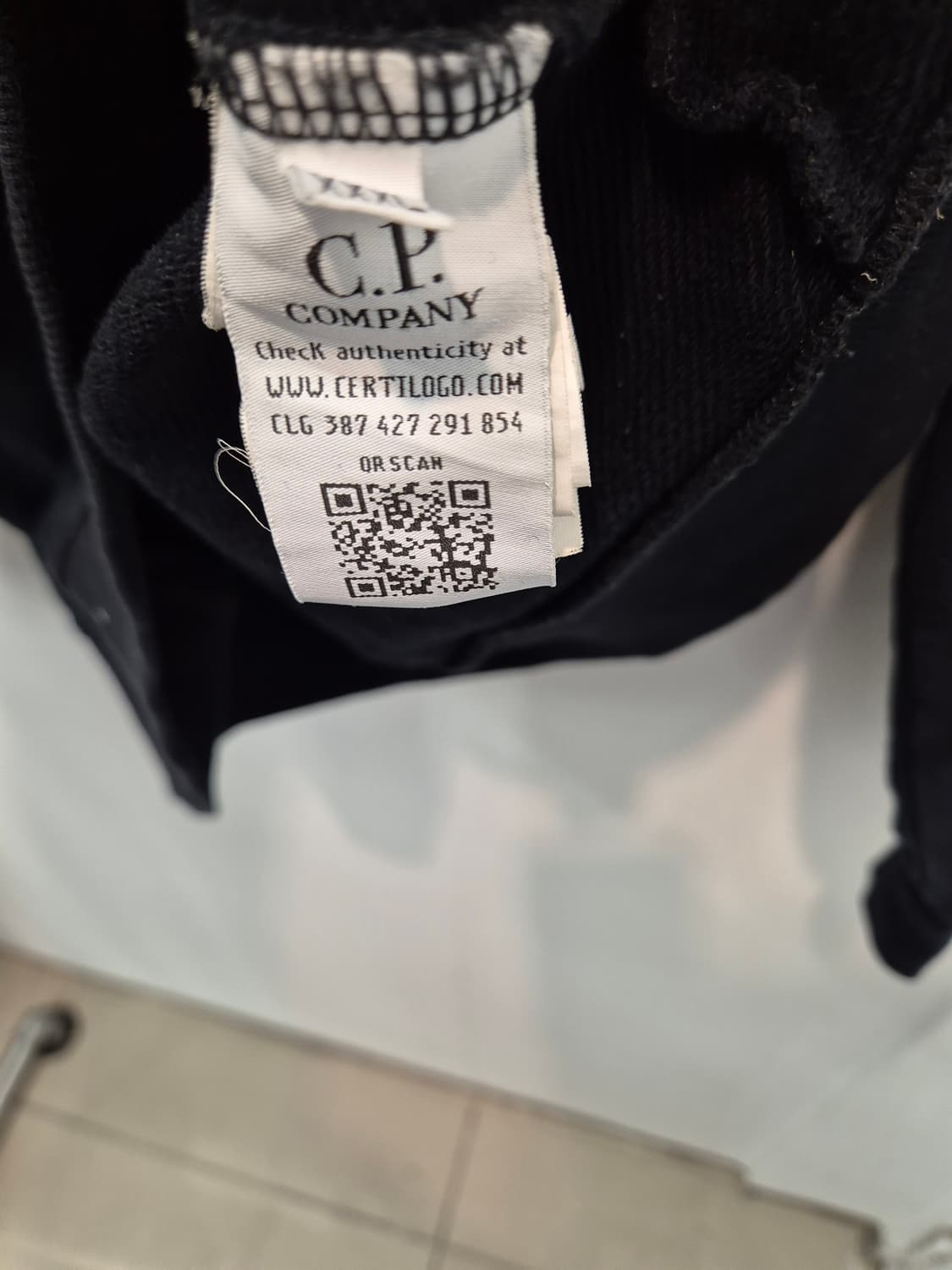 C.P. Company 블랙 맨투맨 XXXL  상품이미지5