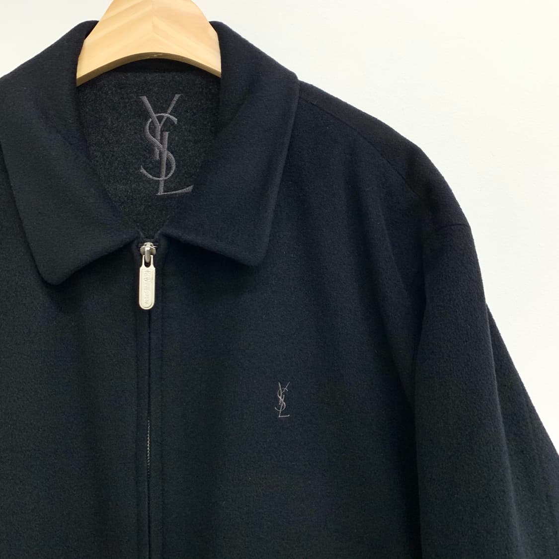 YSL (이브생로랑) 미니멀 블랙 캐시미어 울 자켓 상품이미지4