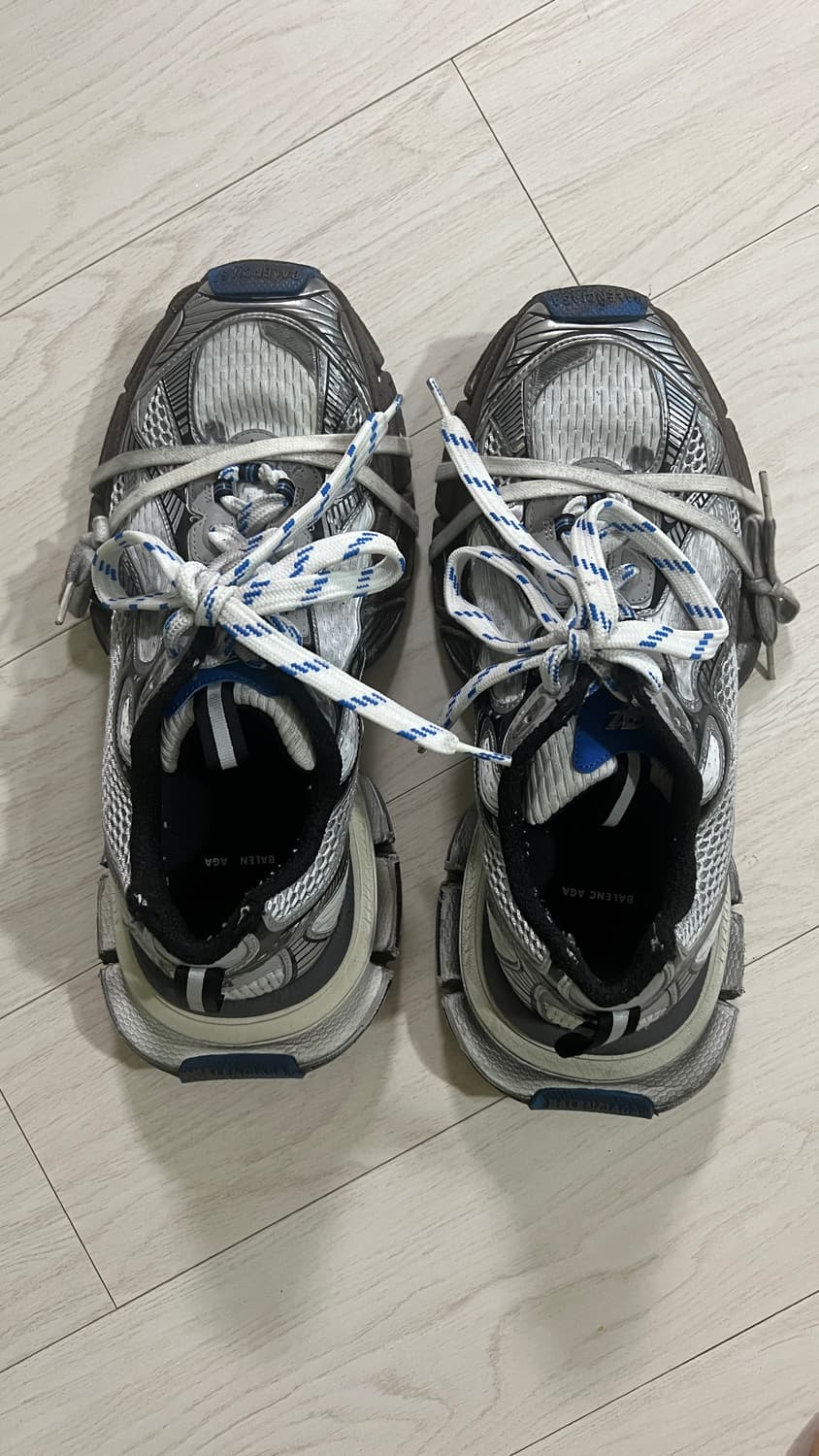 발렌시아가 3xl 원아웃 블루 44 상품이미지1