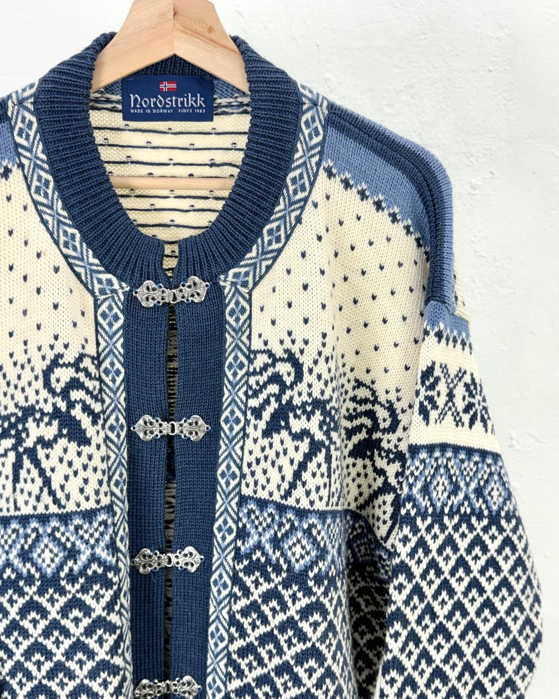 노르웨이 에스닉 앤티크 버진울 클래식 니트 가디건 상품이미지3