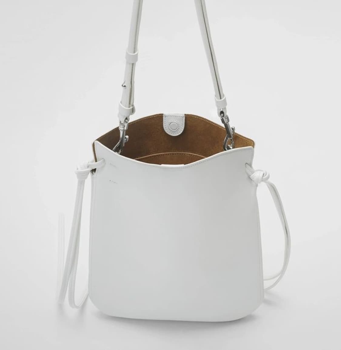 피비파일로 25fw GIG 파우치백/화이트 상품이미지3