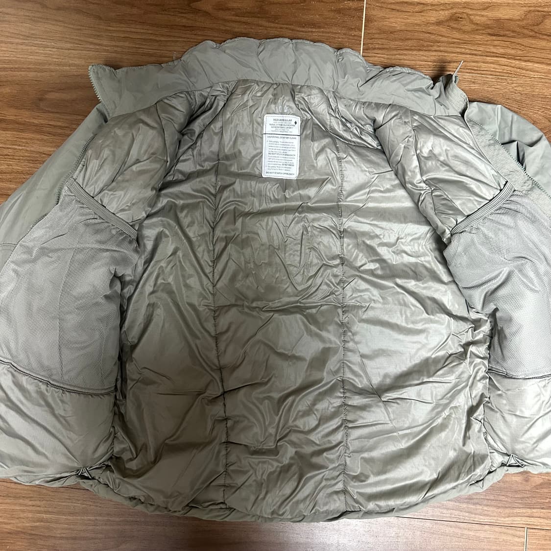 ecwcs 레벨7 프리마로프트 패딩파카 테니어사 미듐레귤러 상품이미지5