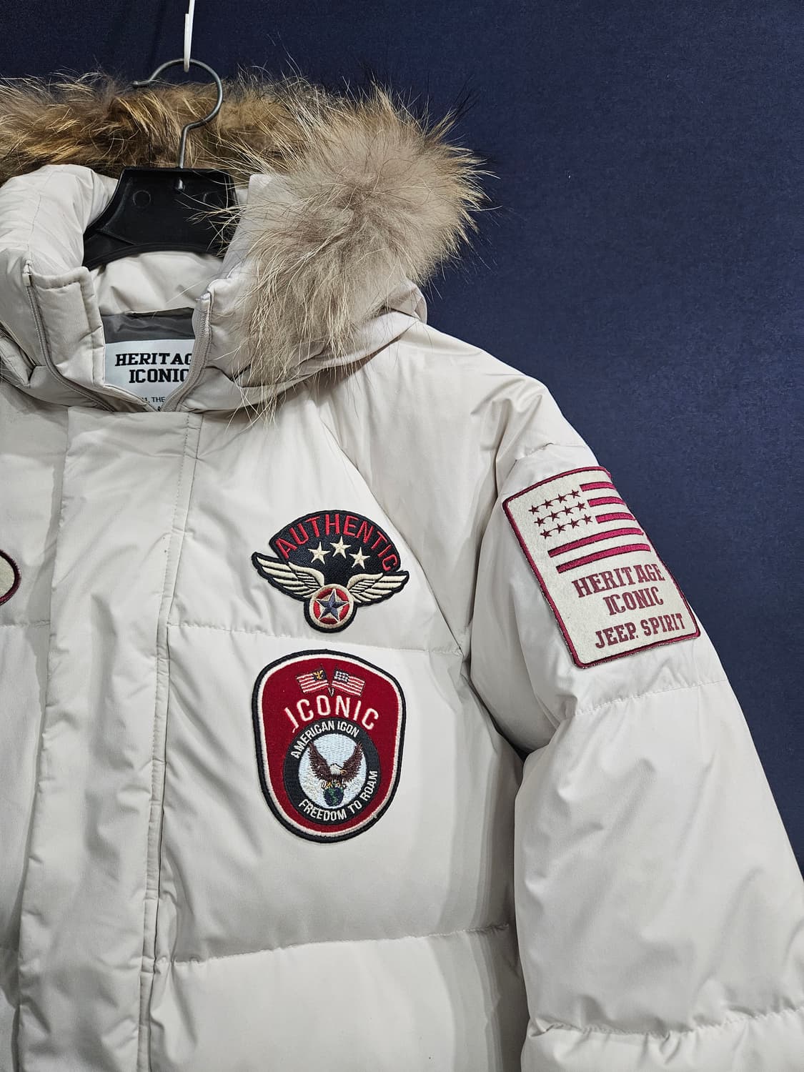 지프 아이보리컬러 남성 95~100 덕다운 패딩  상품이미지4