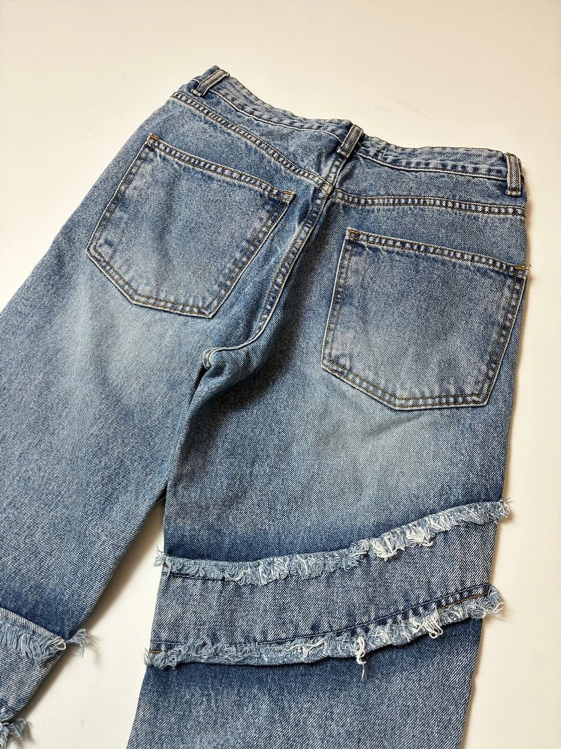 감마갤러리 21FW 웨이브 진 라이트블루 데님 팬츠 PN8433 상품이미지6