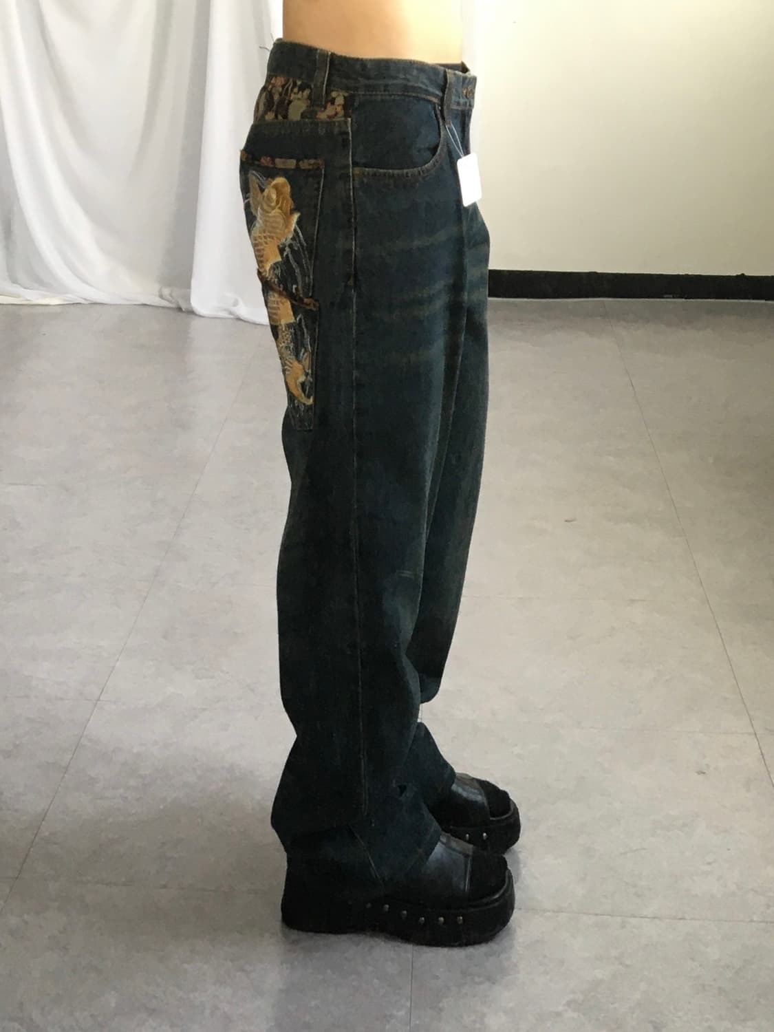 Oriental needle work denim pants 상품이미지7
