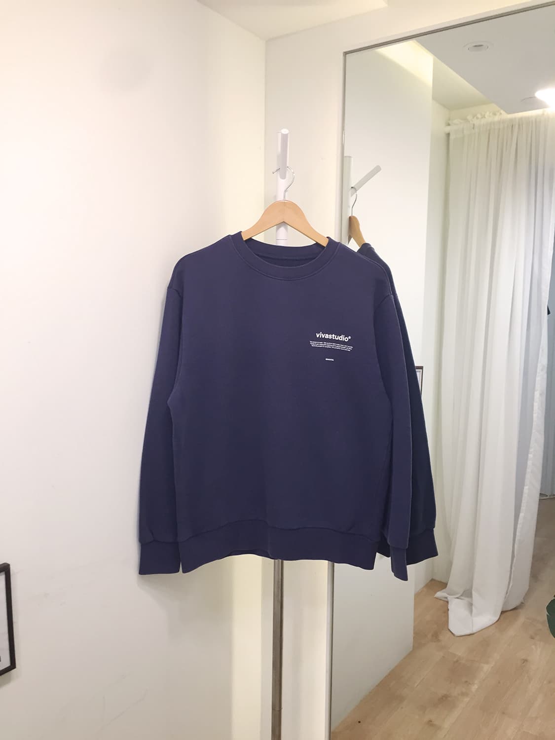 Unisex Viva Studio Sweatshirt 100 상품이미지3