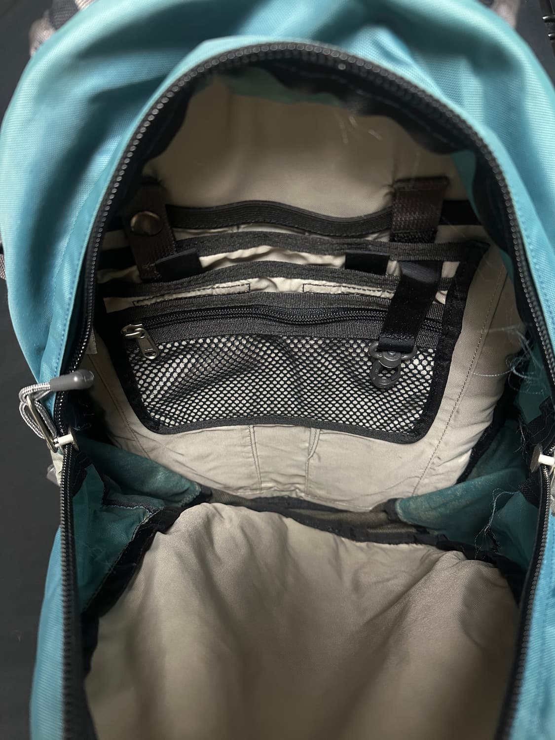 노스페이스 미니샷 백팩 12L 상품이미지3