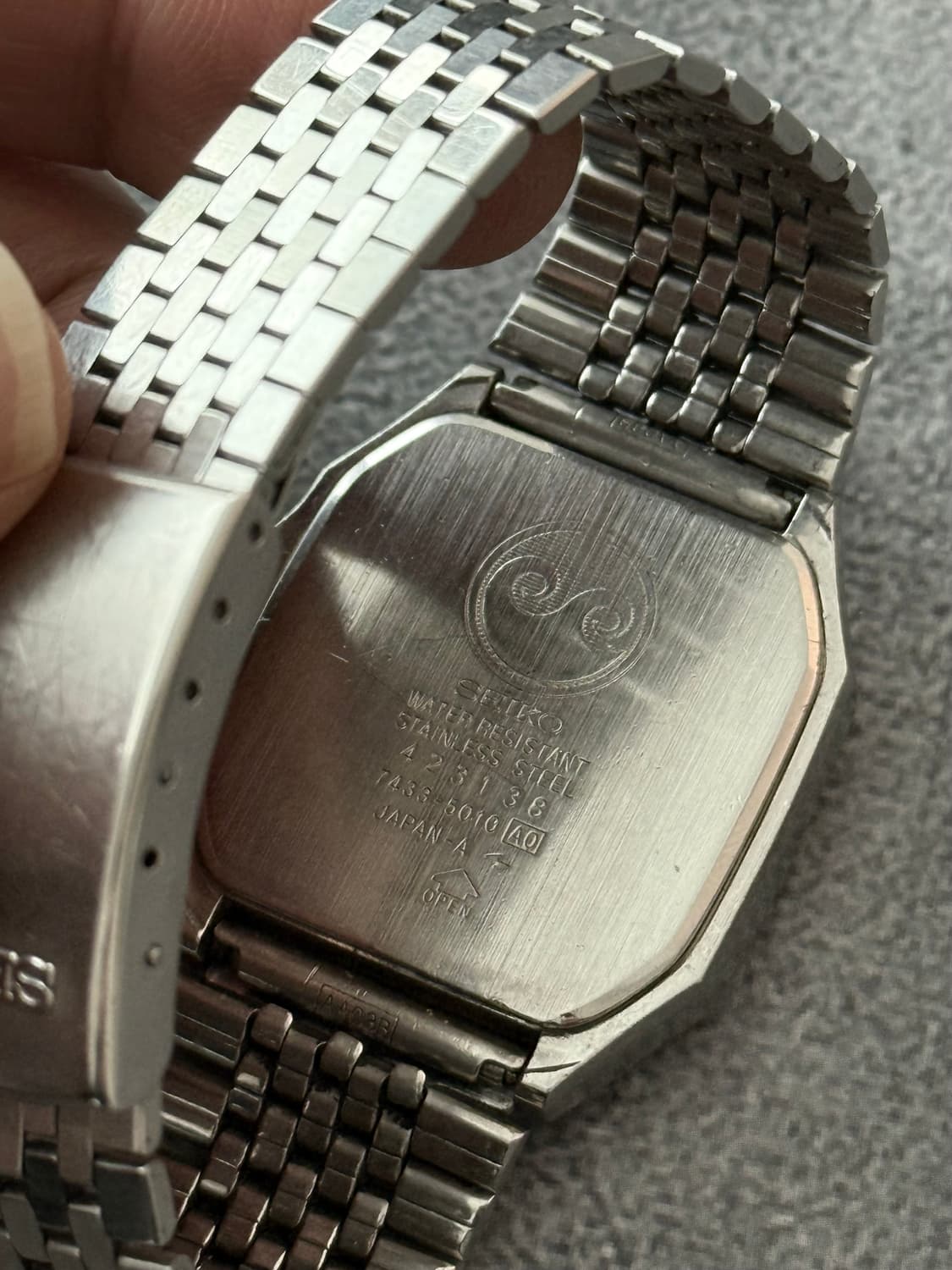 세이코 Seiko Chronos 쿼츠 스퀘어 데이 데이트 상품이미지4