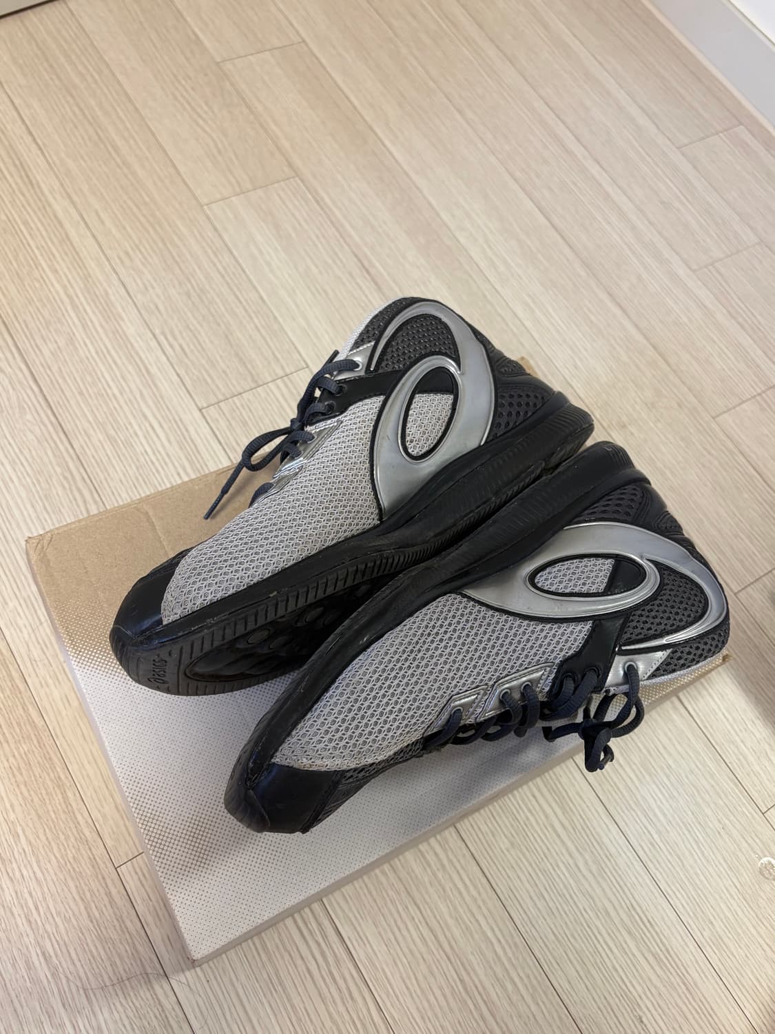 [282.5] 아식스 키코 젤 소켓 다크 그레이 상품이미지2