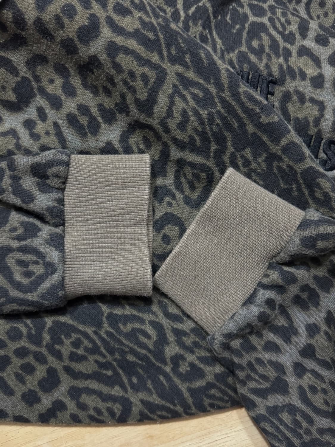 미스테리어스호텔 오프숄더 후디 레오파드 상품이미지5