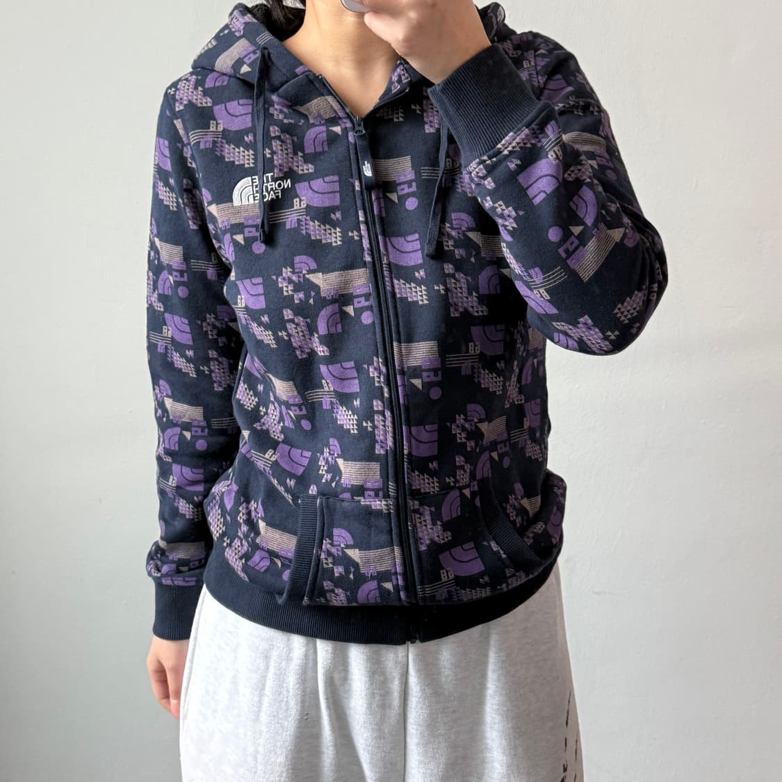 [L] 노스페이스 우먼 그래픽 기모 후드집업 상품이미지1