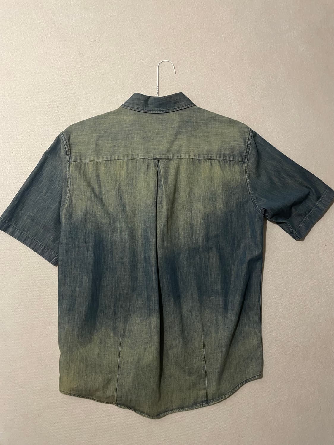 해칭룸 벤티드 셔츠 데님 워시드 다크 블루 2사이즈 상품이미지2