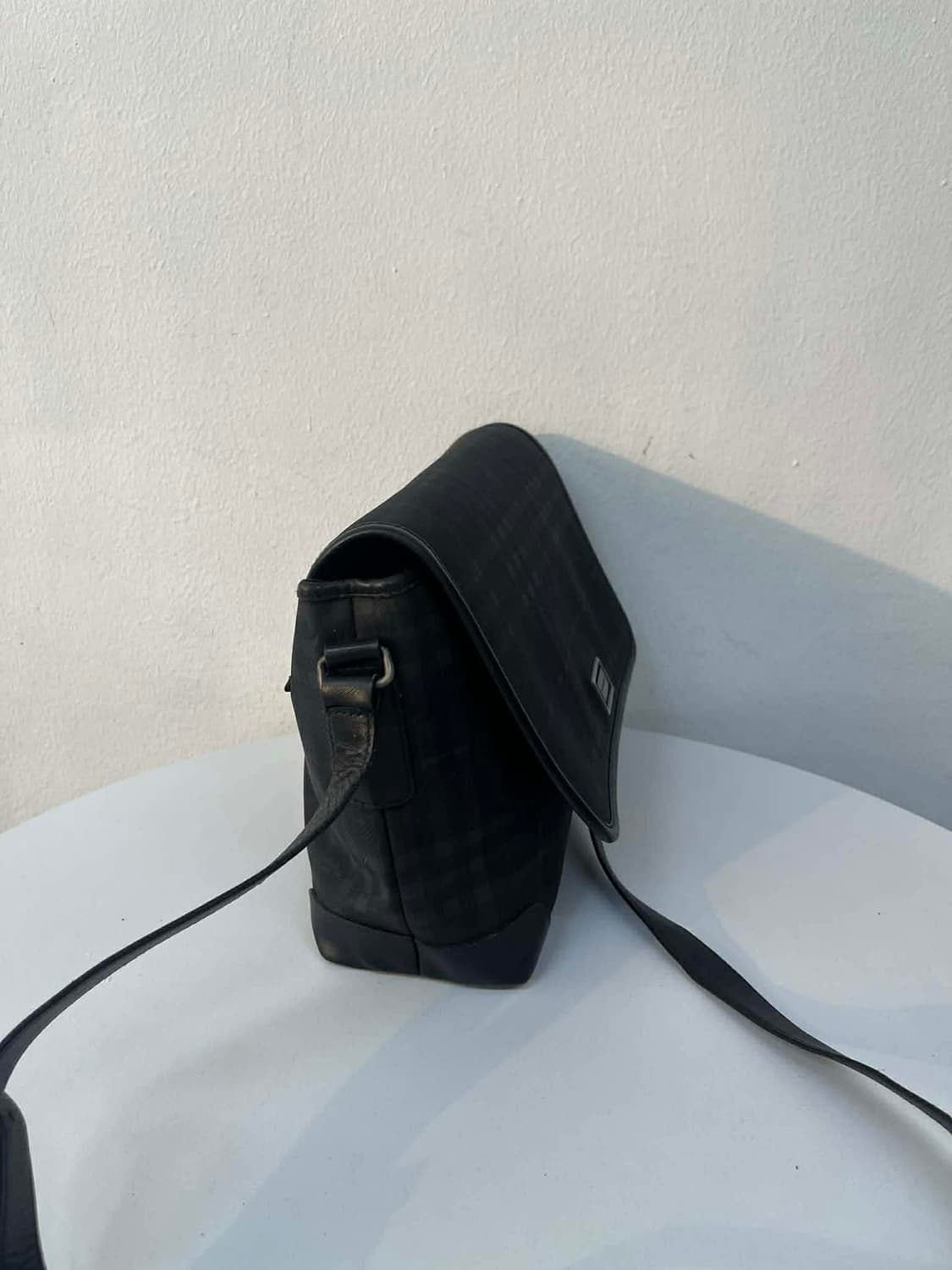 버버리 다크네이비 노바체크 크로스백 숄더백 상품이미지3