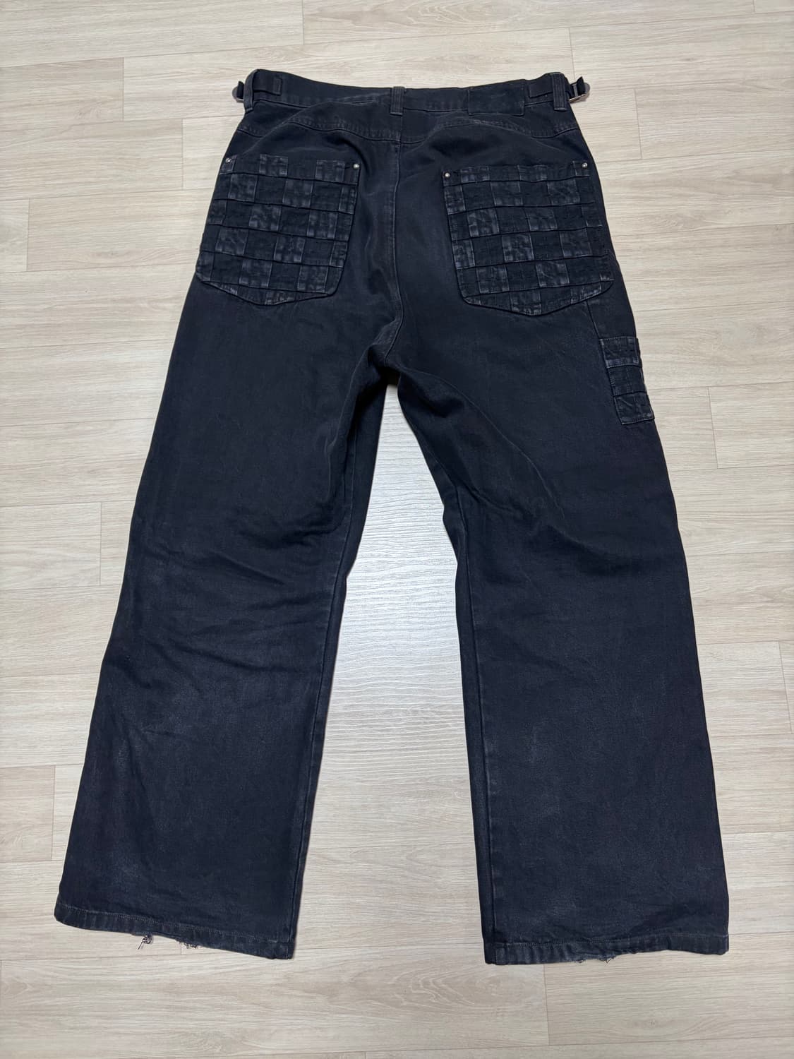 [2] 폴리테루 1011 패치드 보로 더블니 팬츠 워시드 블랙 상품이미지2