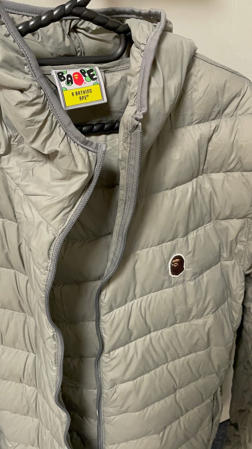 베이프 경량패딩 그레이 상품이미지2